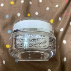 HANAKO クリーム　毛穴の画像