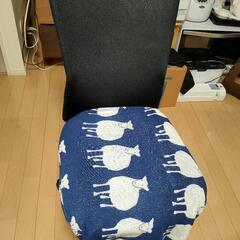 オフィスチェア　椅子　高さ調整可能の画像