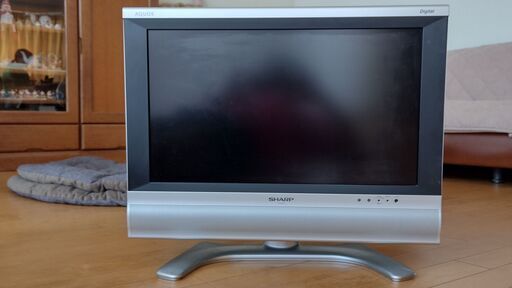 液晶カラーテレビ（リモコン付き）SHARP AQUOS  LC-22AD5 2005年製