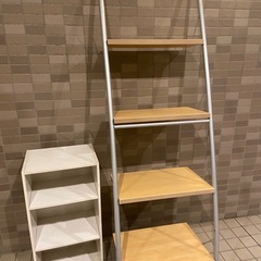オシャレで使いやすい棚です