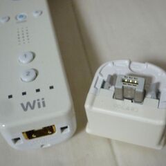 ☆ニンテンドー NINTENDO 任天堂 Wiiリモコン＆モーションプラス◆皆が欲しがるお得なコントローラーセットの画像