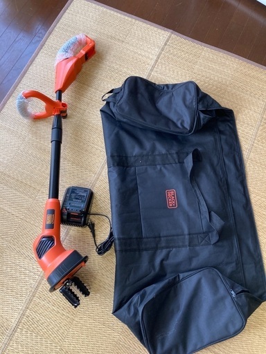 ブラックアンドデッカー　コードレスミニ耕運機