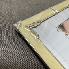 【新品未使用】写真たての画像