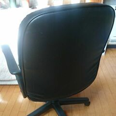 [無料]デスクチェア無料で譲りますの画像