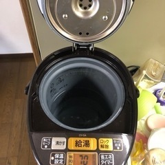 【8.17-8.18横浜取引限定】電気ポット象印3.0リットル優湯生_CV-GA30の画像
