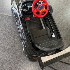 GTR 足漕ぎ　車　おもちゃ　乗り物　ゴーカートの画像