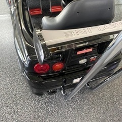 GTR 足漕ぎ　車　おもちゃ　乗り物　ゴーカート
