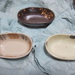 家の片付けでの不用品　22  小鉢3個