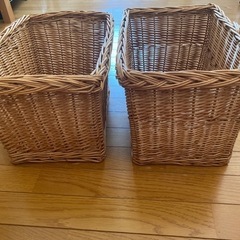 籐のカゴの画像