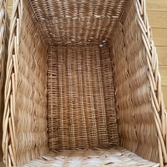 籐のカゴの画像