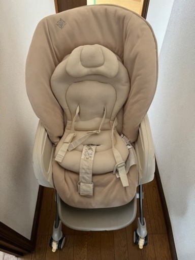 コンビ 電動ハイローチェア