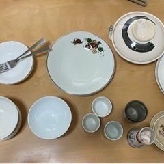 お皿つめあわせ&コップ、土鍋、フォークなど！
