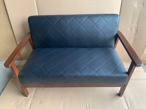 モデルルーム　展示品　木肘2人掛けソファ　ソファー