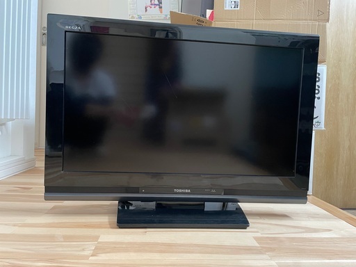 東芝　液晶テレビ　REGZA 32インチ