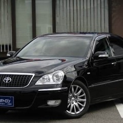 久しぶりに大人気のセダンが入りました！の画像