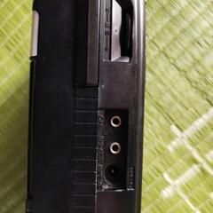 昭和レトロカセットテープレコーダーの画像