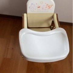 ベビーチェア２個譲りますの画像