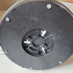 東芝扇風機（タワー扇）　F-DTW70　白　難ありの画像