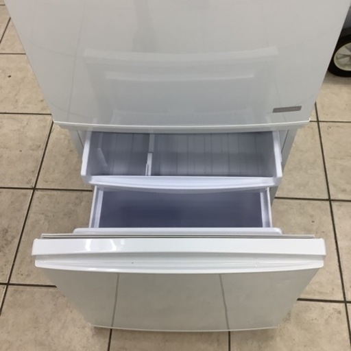 冷蔵庫 SHARP シャープ 最新 SJ-C14B-W 2016年製 137L