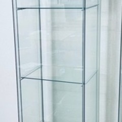 IKEA ガラスキャビネット