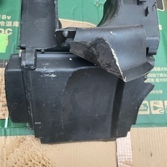 ヤマハxt250.     30x.      エアークリーナーボックスの画像