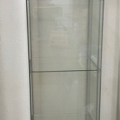 ガラスキャビネット　
