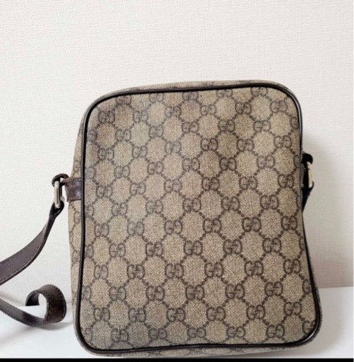 GUCCI グッチ ショルダーバッグ　
