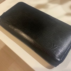 ルイヴィトン エピ 長財布　