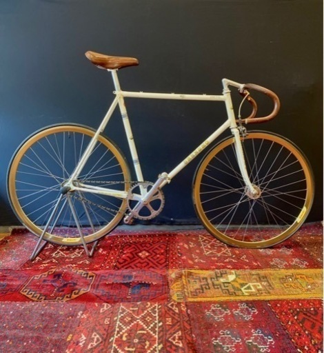 ラグが美しい大きいサイズの3RENSHO CYCLONE。KATANA。今野義デザインラグ。石渡パイプCr Mo。NJS刻印多数。FIX。中古。中野区引取り限定。