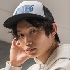 新品未使用　WEGO   ロゴメッシュキャップ　ブラックの画像