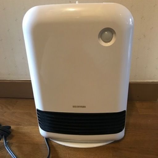 アイリスオオヤマ　大風量セラミックファンヒーター（人感センサー付き）