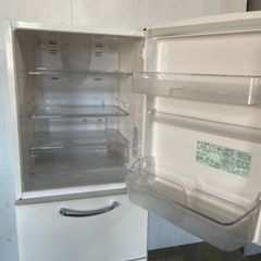 日立　冷凍　冷蔵庫　デザインおしゃれ！！の画像