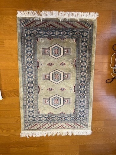 【※8／26迄！】ペルシャ絨毯　薄グリーン