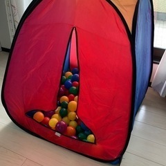 室内ボールプール