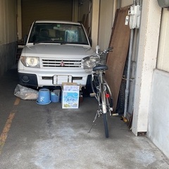 不要な車両を買い取ります。 事故車、へこみ車、キズ車、古い車、リッチ車、ご不明な点がございましたらご相談ください - 地元のお店