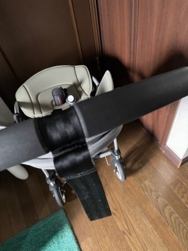 大幅値下げ‼️バガブー3  レインカバーとフットマフ 付きBugaboo ベビーカー