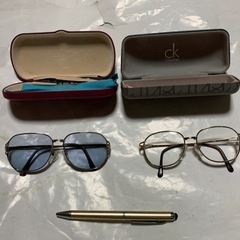 メガネ、サングラス、ケース付き、4個の画像