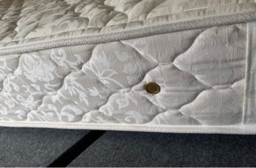 美品 シモンズ/SIMMONS Beautyrest/ビューティーレスト　マイナスイオン　マットレス　ダブル