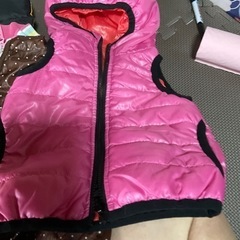 子供服　秋〜冬用　90-100サイズ　ダウンベストありの画像