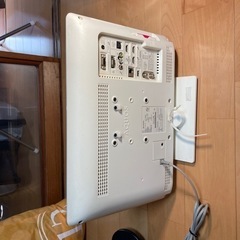 ジャンク　AQUOS 2011年製の画像