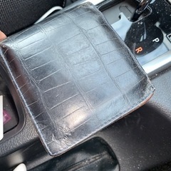 Felisi 二つ折り財布の画像