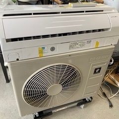 超お薦め品‼️高年式‼️分解洗浄済み‼️ シャープルームエアコン4.0kW14-16畳用 2021年100V IL型