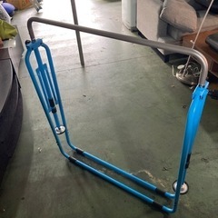 ● 子供用の鉄棒の画像