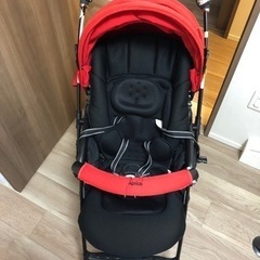 Aprica アップリカ　LUXUNA ラクーナ　レッドの画像