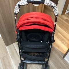 Aprica アップリカ　LUXUNA ラクーナ　レッドの画像