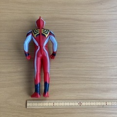 ウルトラマンジャスティスの画像