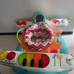 値下げ済　Fisher price ピアノ　音出る　おもちゃ　4...