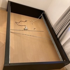 IKEA セミダブルベッド一式　無料