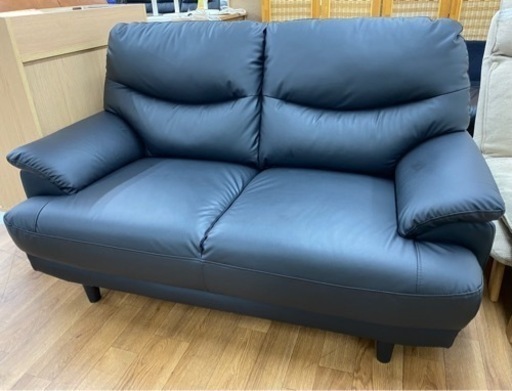 R382 NITORI ソファ 2人用ソファ 黒合成皮革ソファ コンパクト おしゃれ 背もたれ PVC N-シールド 傷に強い 美品