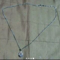 ▼j→→→M2-3刻印/ダイヤモンドＣＺドロップパヴェペンダント      202208171823の画像